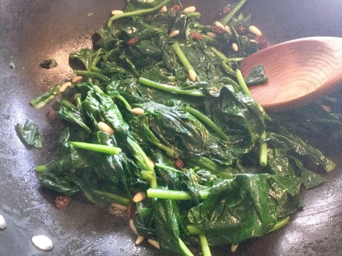 épinards à la catalane